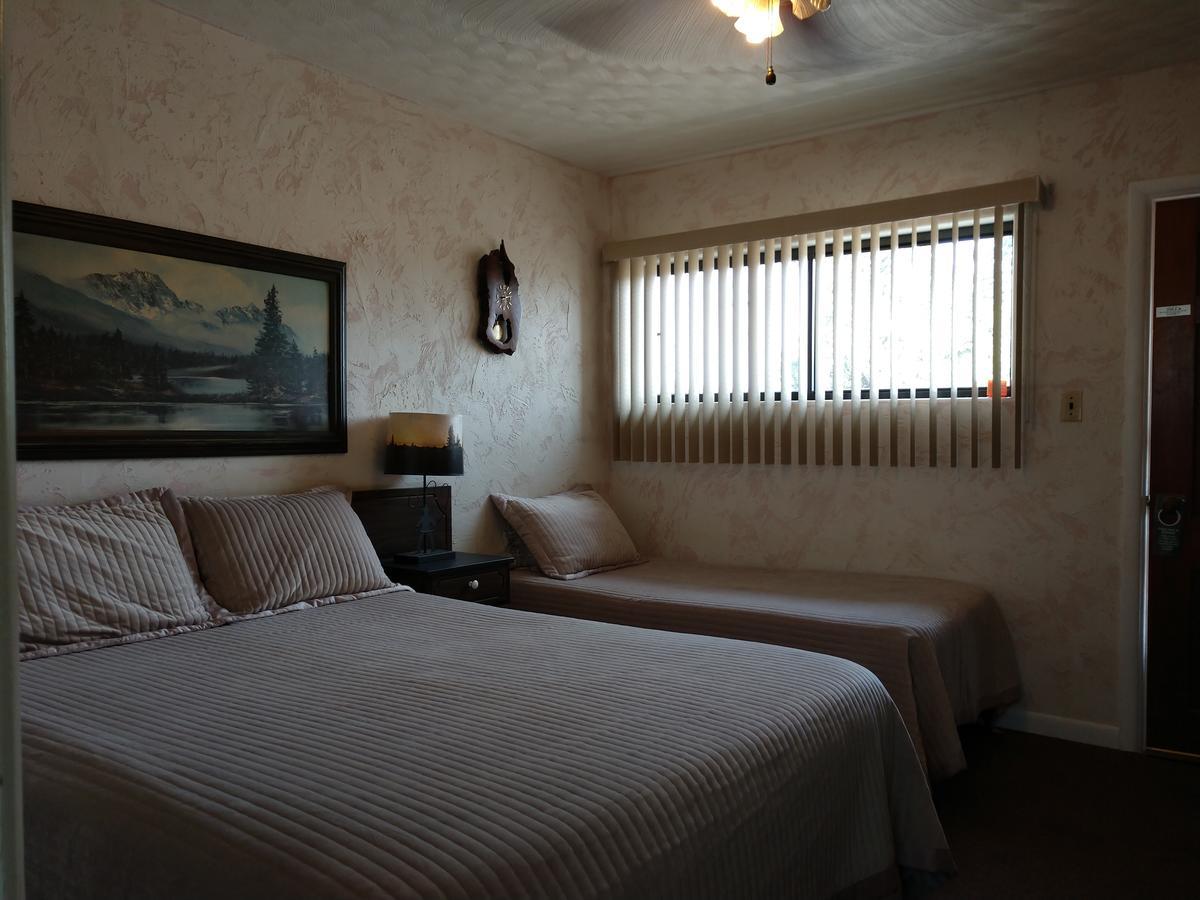 Swiss Mountain Motel Thayne Екстер'єр фото